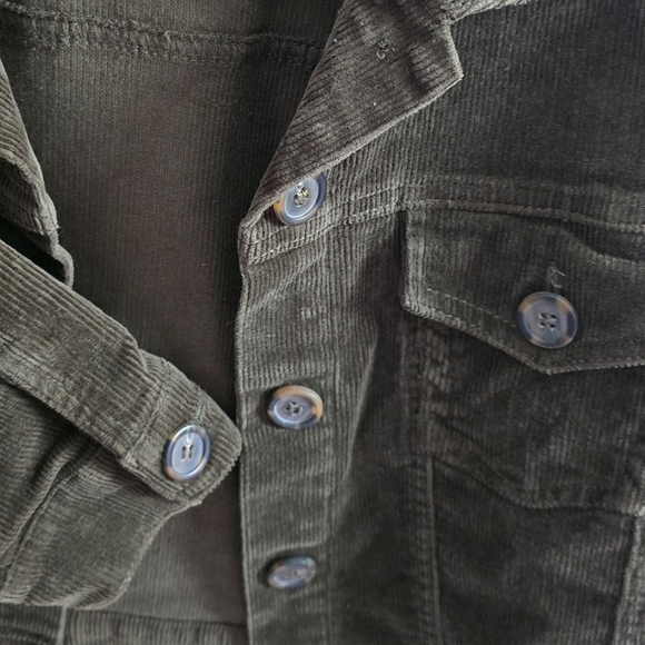 Love Tree Women's Olive Corduroy Cropped Jacket - Picture 3 of 4